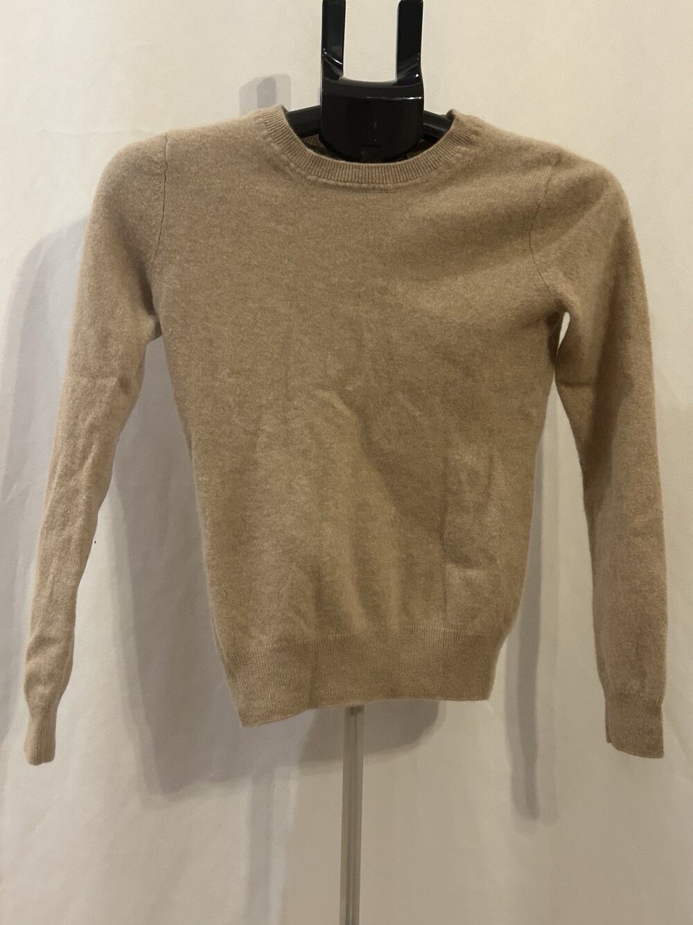 Tahari Women's Beige 100% 2-ply Cashmere Crew Neck Sweater Size M